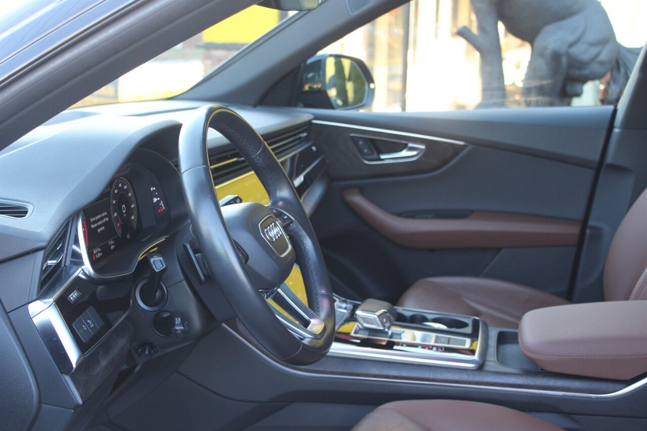 2021 Audi Q8 quattro Premium Plus 55 TFSI - Photo 18 - Red Bank, NJ 07701