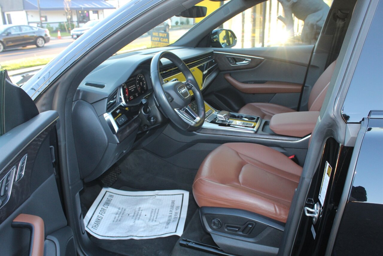 2021 Audi Q8 quattro Premium Plus 55 TFSI - Photo 12 - Red Bank, NJ 07701