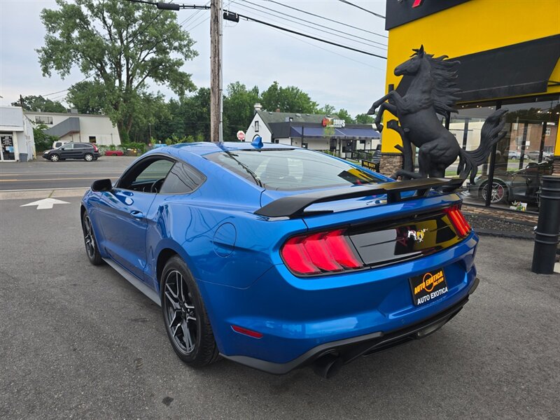2021 Ford Mustang EcoBoost  