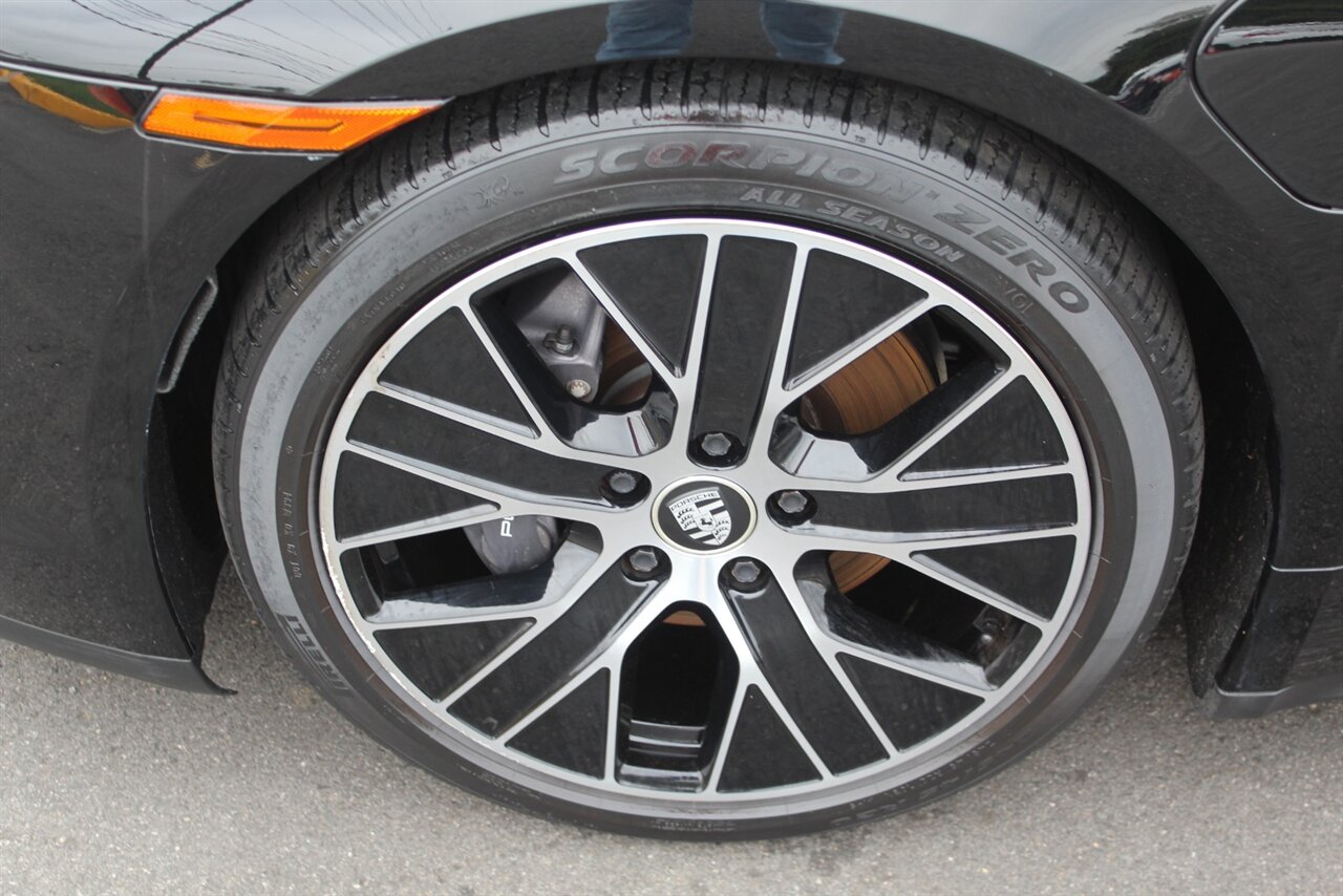 2022 Porsche Taycan - Photo 30 - Red Bank, NJ 07701