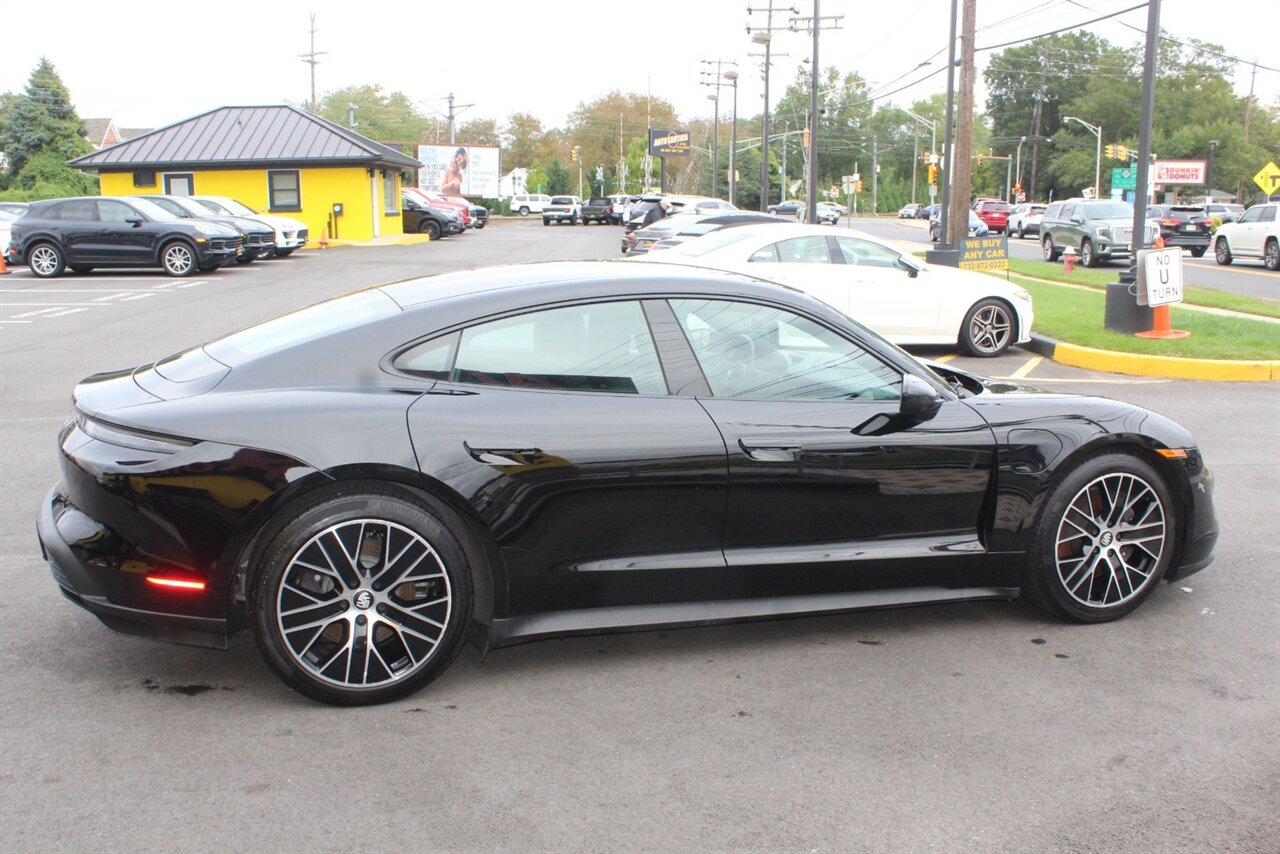 2022 Porsche Taycan - Photo 27 - Red Bank, NJ 07701