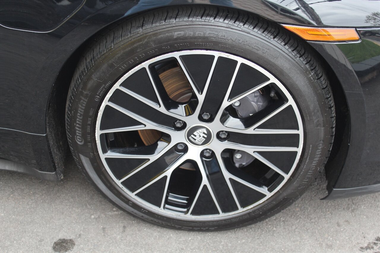 2022 Porsche Taycan - Photo 29 - Red Bank, NJ 07701