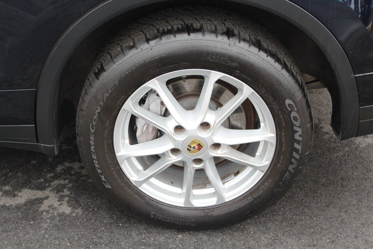 2016 Porsche Cayenne photo 29