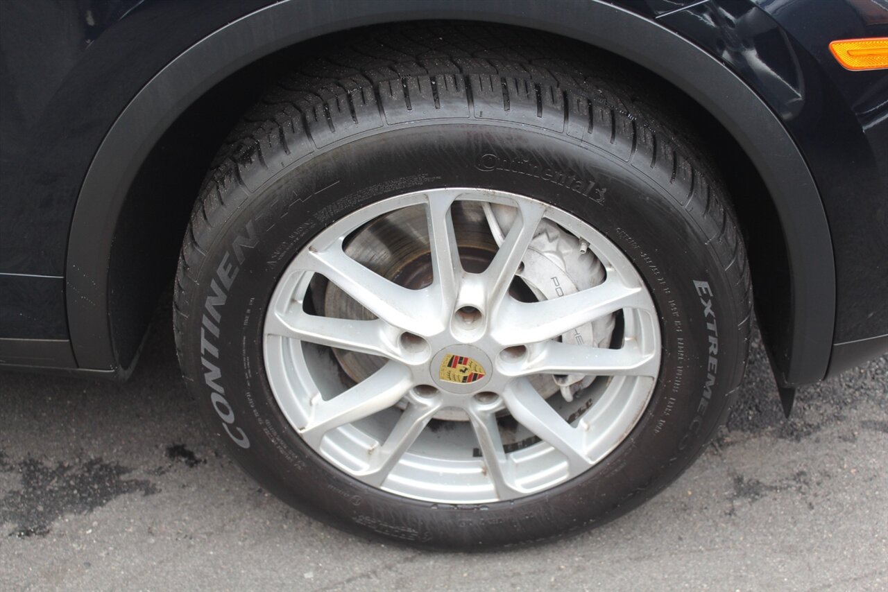 2016 Porsche Cayenne photo 27