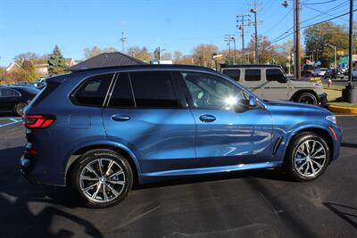 2023 BMW X5 M50i   - Photo 29 - Red Bank, NJ 07701