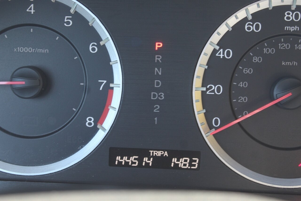 2012 Honda Accord EX-L - Photo 5 - Red Bank, NJ 07701