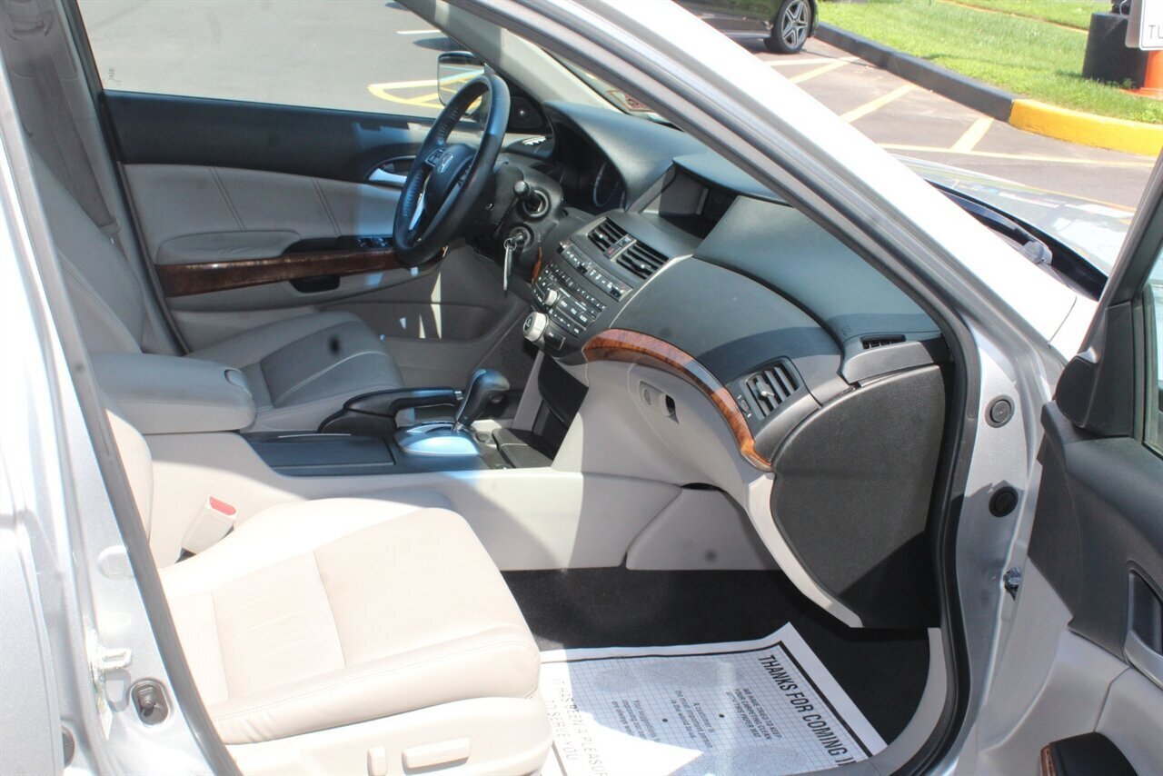 2012 Honda Accord EX-L - Photo 10 - Red Bank, NJ 07701