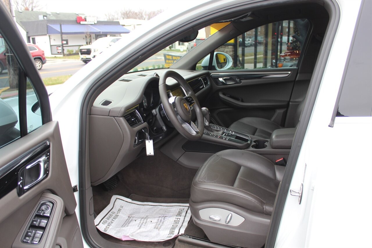 2016 Porsche Macan S - Photo 10 - Red Bank, NJ 07701