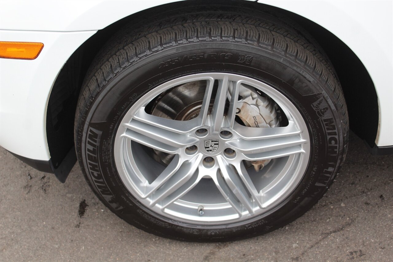 2016 Porsche Macan S - Photo 26 - Red Bank, NJ 07701