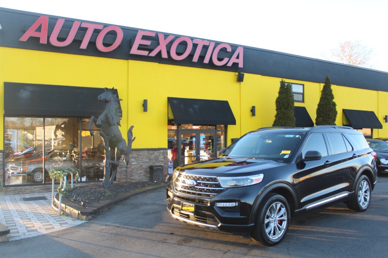 2022 Ford Explorer XLT   - Photo 1 - Red Bank, NJ 07701