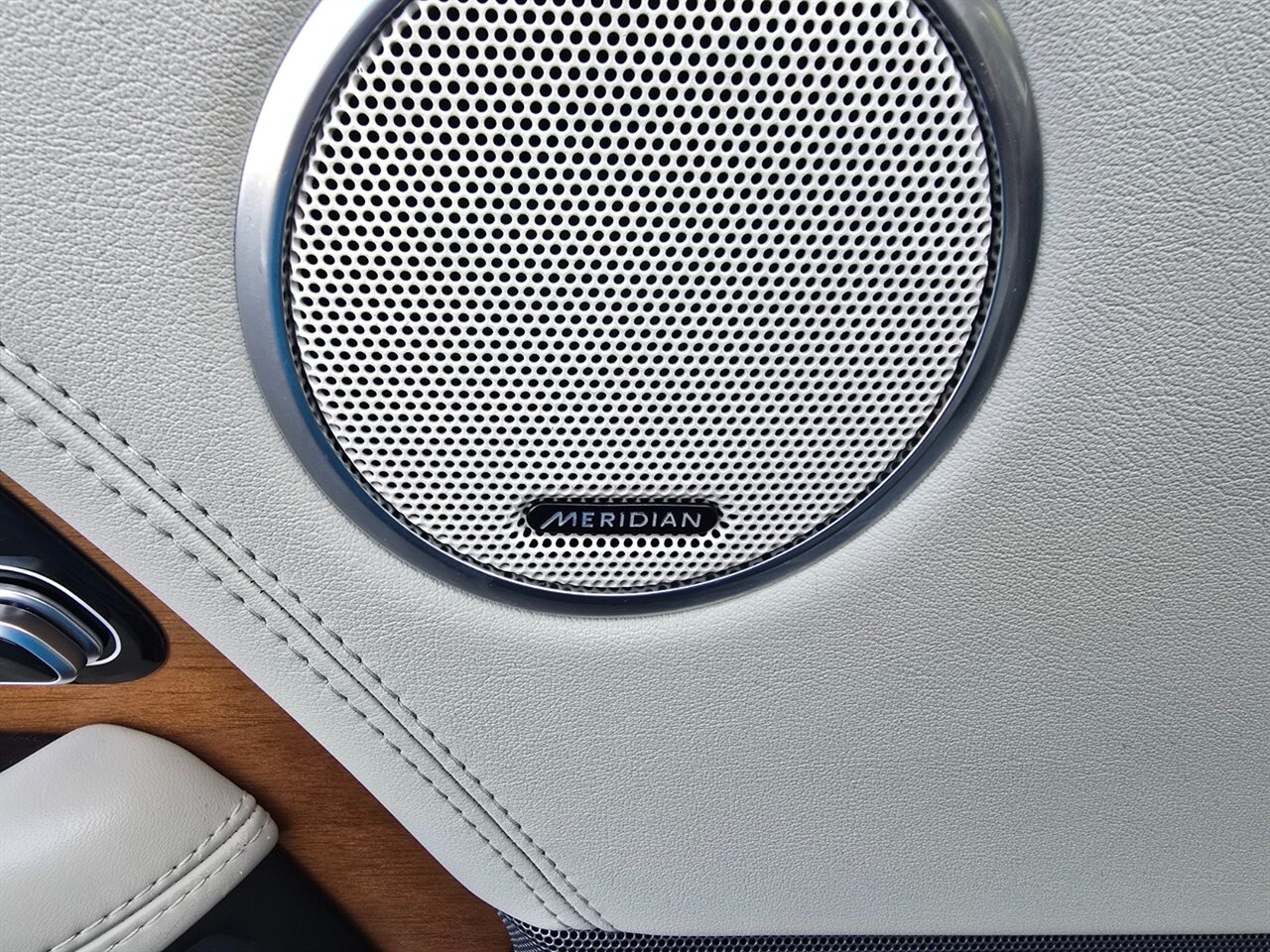 2019 Land Rover Range Rover Supercharged - Photo 14 - Red Bank, NJ 07701