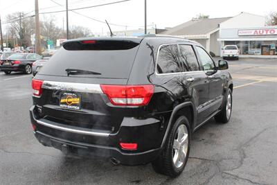 2013 Jeep Grand Cherokee Overland Summit   - Photo 3 - Red Bank, NJ 07701