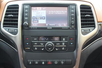 2013 Jeep Grand Cherokee Overland Summit   - Photo 7 - Red Bank, NJ 07701