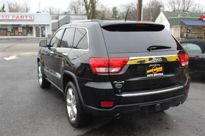 2013 Jeep Grand Cherokee Overland Summit   - Photo 2 - Red Bank, NJ 07701