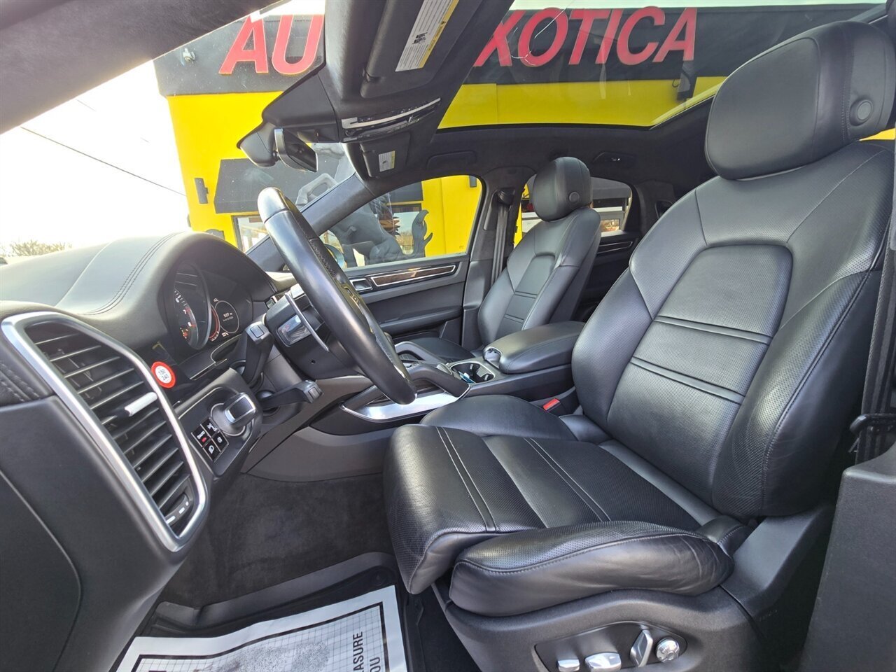 2020 Porsche Cayenne Turbo Coupe - Photo 14 - Red Bank, NJ 07701