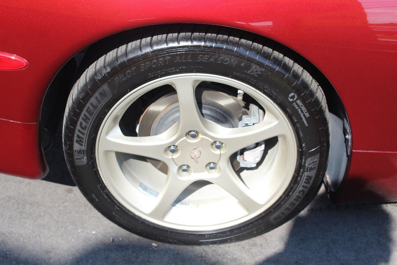 2003 Chevrolet Corvette 50th Anniversary - Photo 30 - Red Bank, NJ 07701