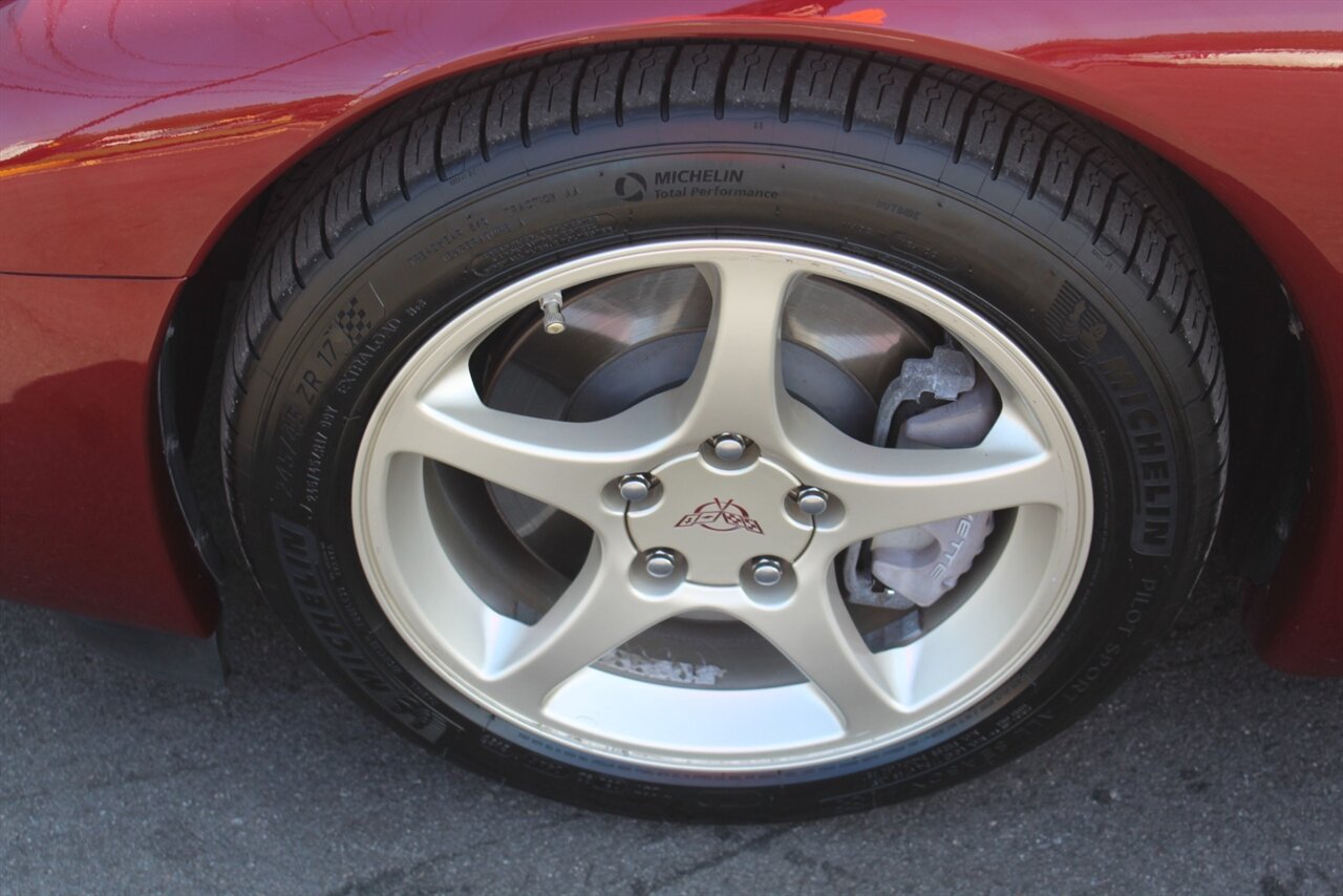 2003 Chevrolet Corvette 50th Anniversary - Photo 32 - Red Bank, NJ 07701