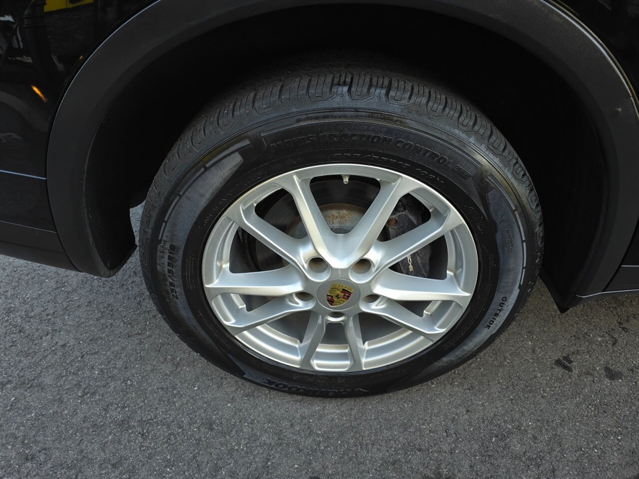 2016 Porsche Cayenne - Photo 27 - Red Bank, NJ 07701