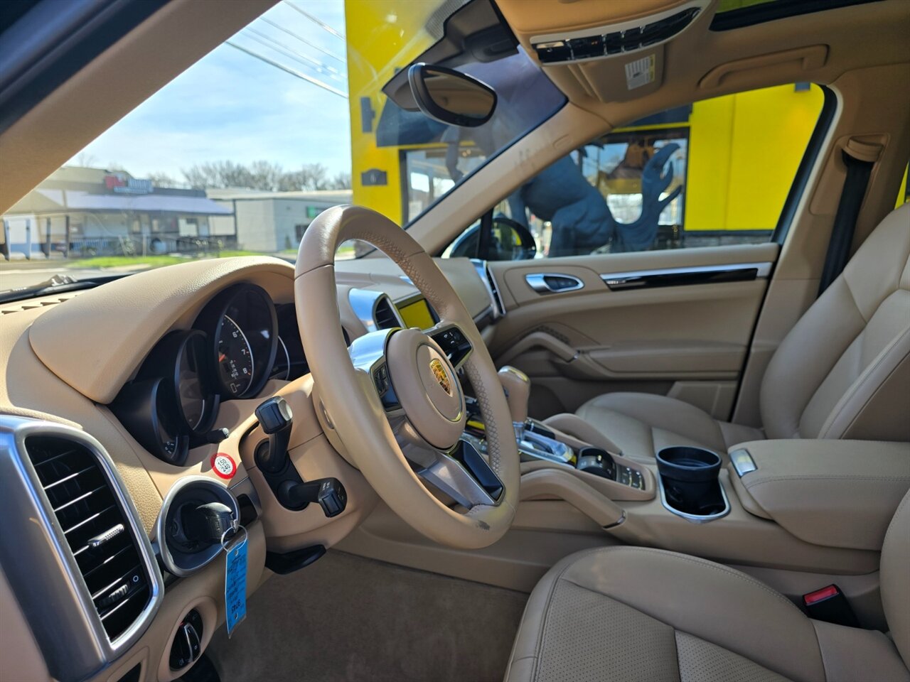2016 Porsche Cayenne - Photo 17 - Red Bank, NJ 07701