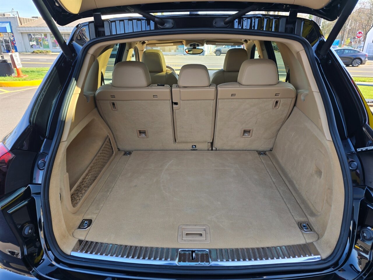 2016 Porsche Cayenne - Photo 20 - Red Bank, NJ 07701