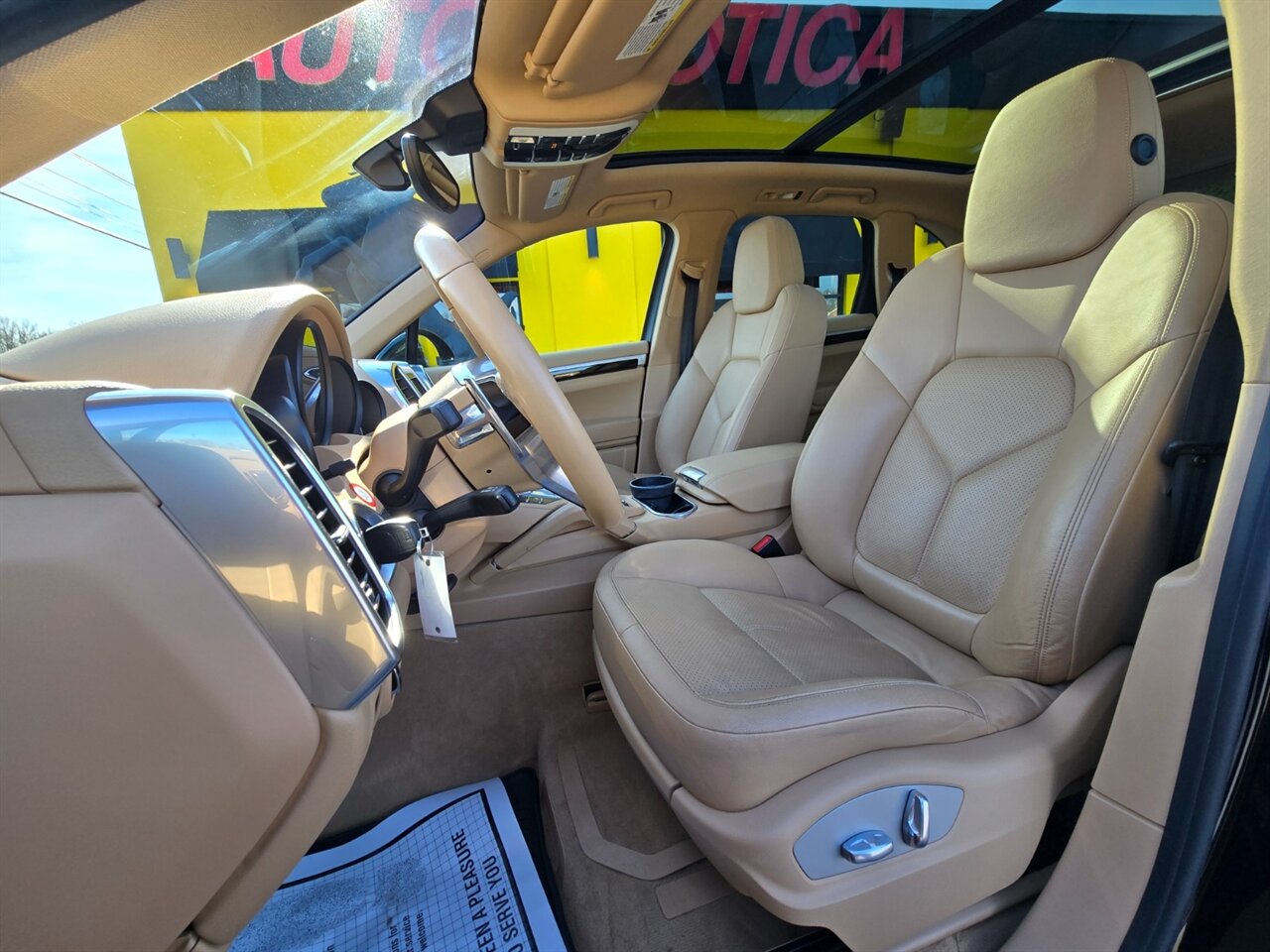 2016 Porsche Cayenne - Photo 12 - Red Bank, NJ 07701