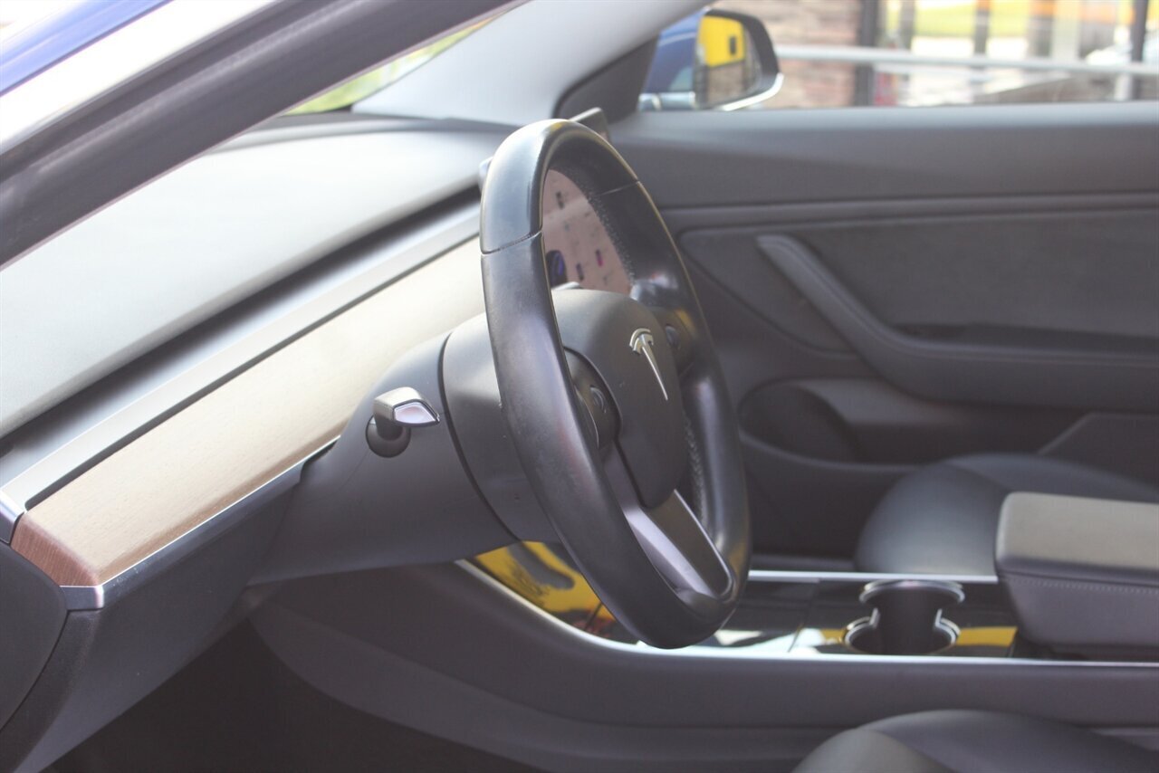 2019 Tesla Model 3 Mid Range - Photo 17 - Red Bank, NJ 07701