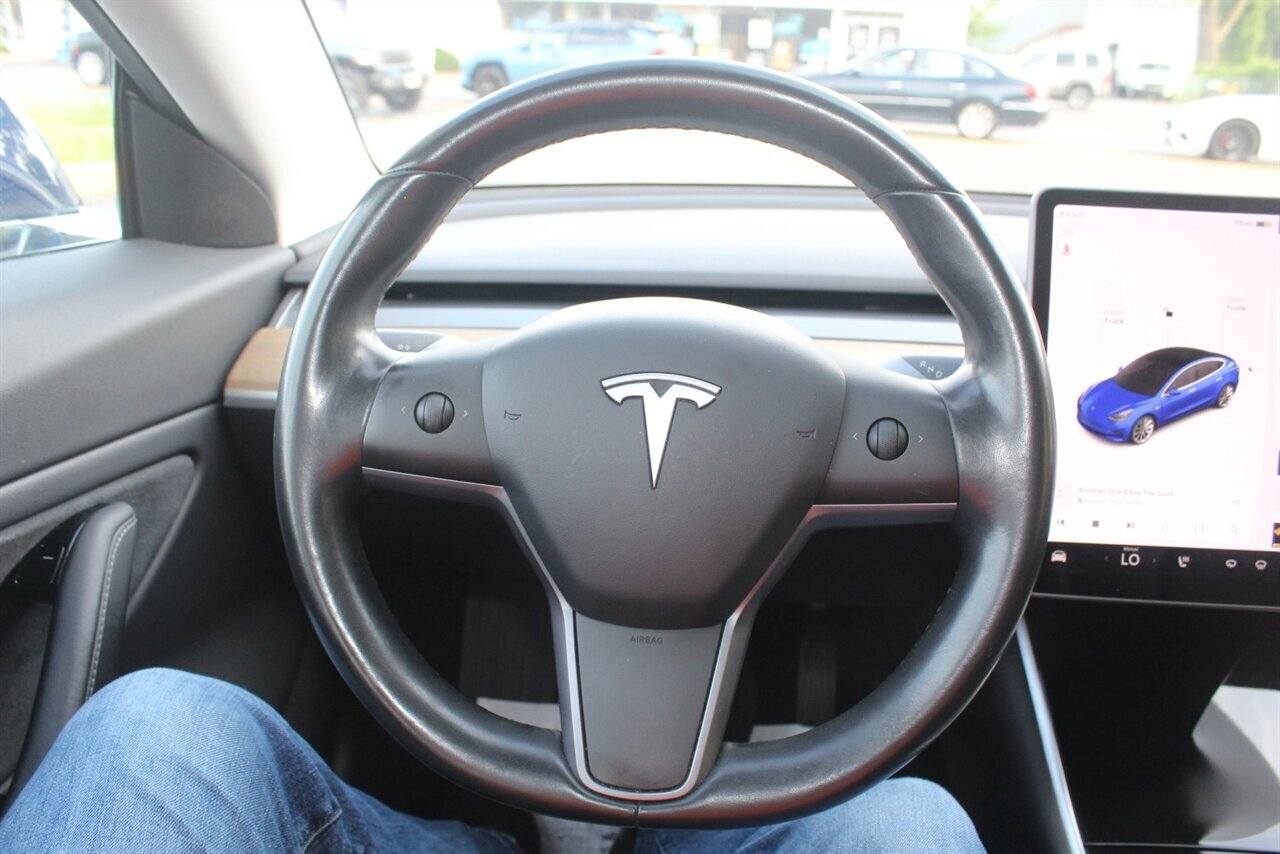 2019 Tesla Model 3 Mid Range - Photo 5 - Red Bank, NJ 07701