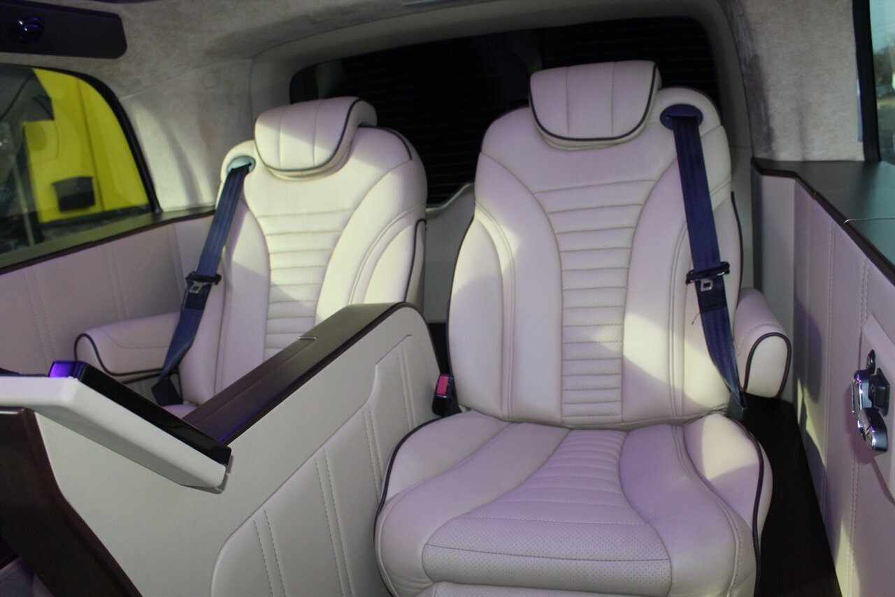 2019 Mercedes-Benz Metris Executive - Photo 21 - Red Bank, NJ 07701