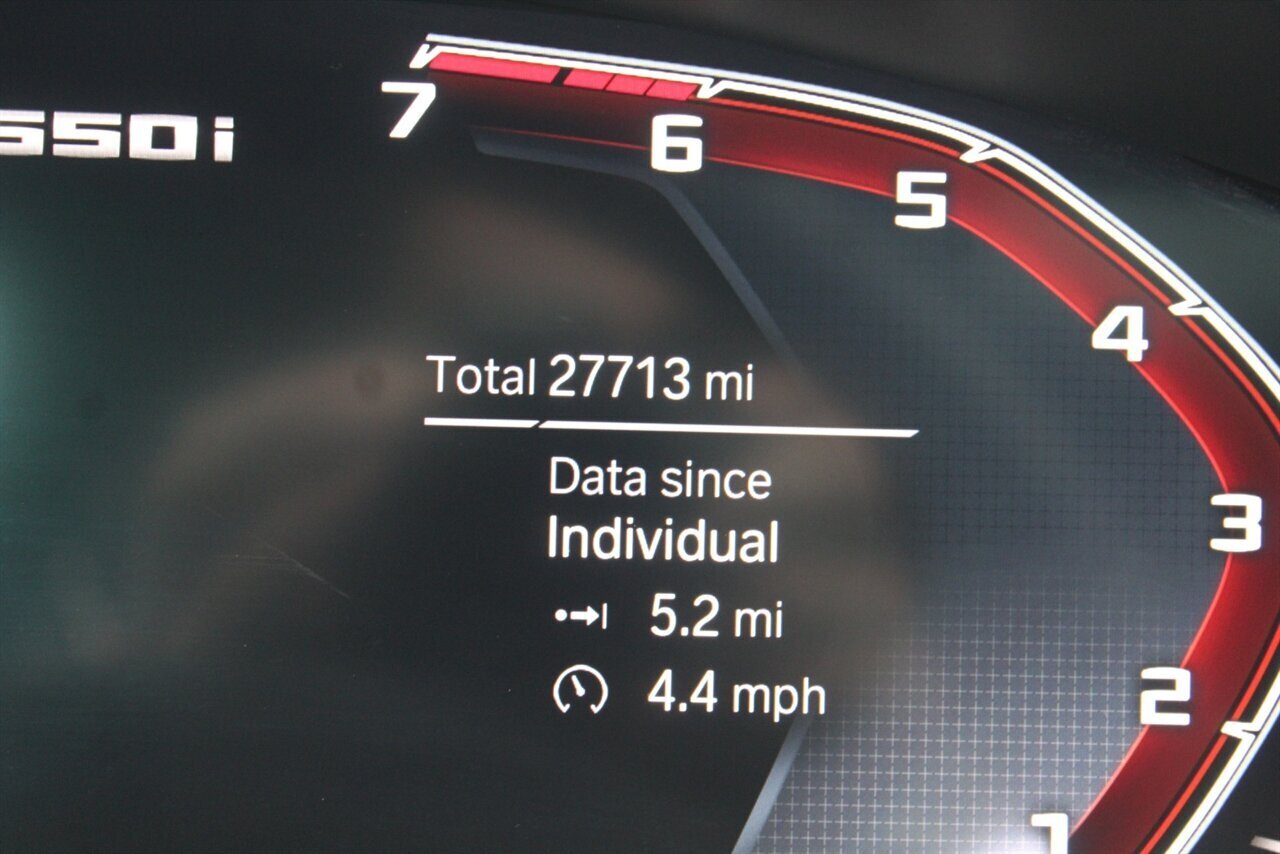 2020 BMW M550i xDrive - Photo 9 - Red Bank, NJ 07701