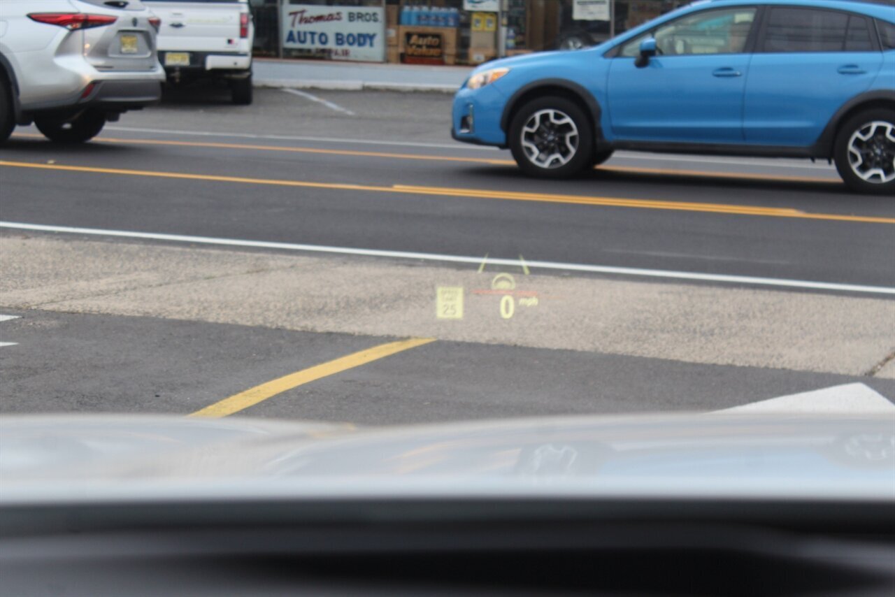 2020 BMW M550i xDrive - Photo 18 - Red Bank, NJ 07701