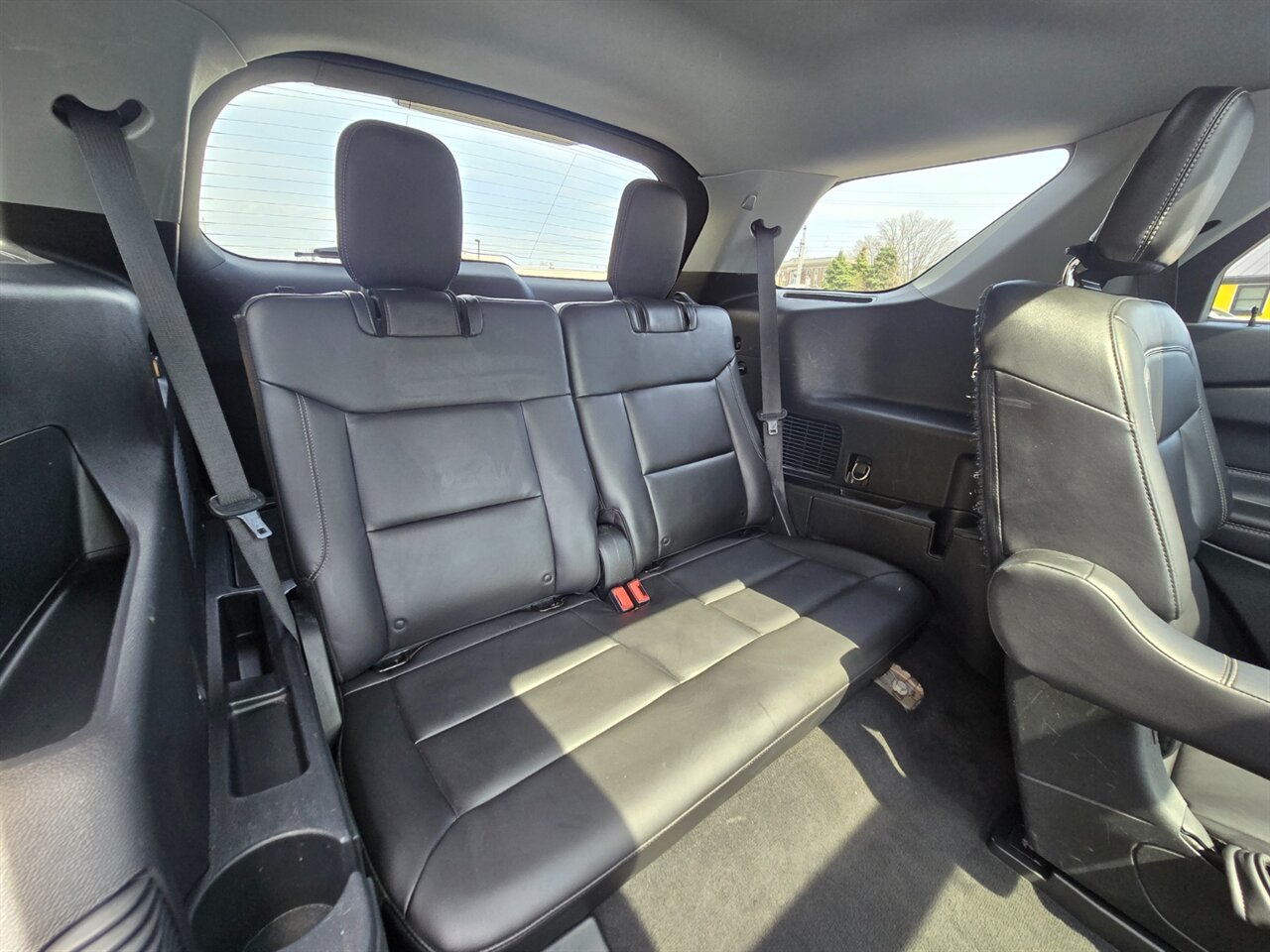 2022 Ford Explorer XLT - Photo 17 - Red Bank, NJ 07701