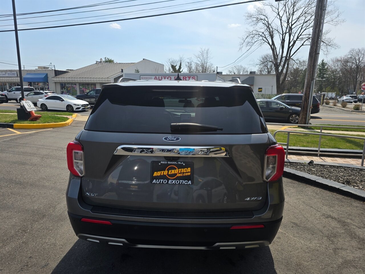 2022 Ford Explorer XLT - Photo 24 - Red Bank, NJ 07701