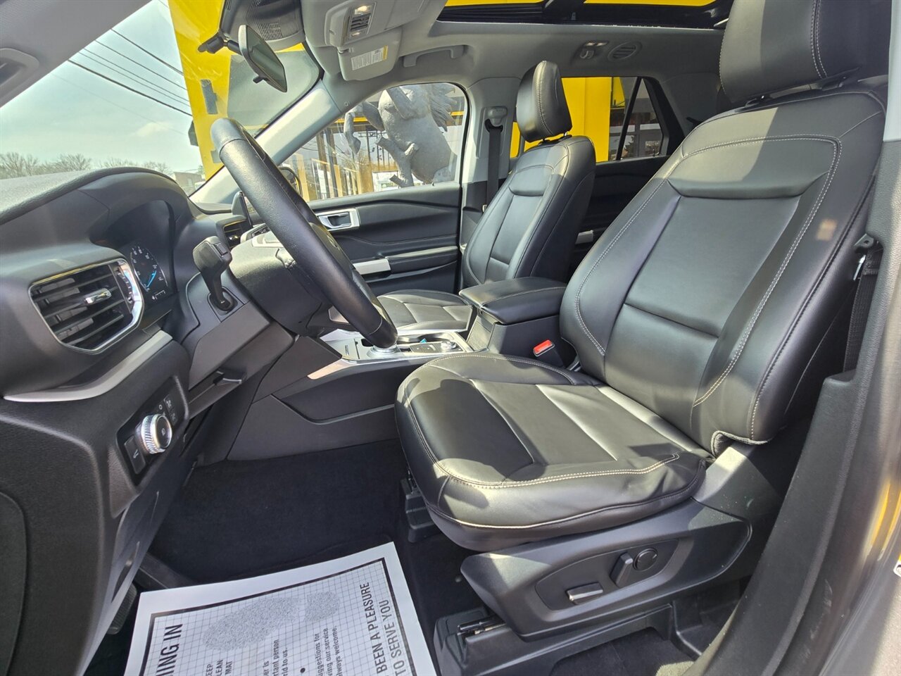 2022 Ford Explorer XLT - Photo 12 - Red Bank, NJ 07701