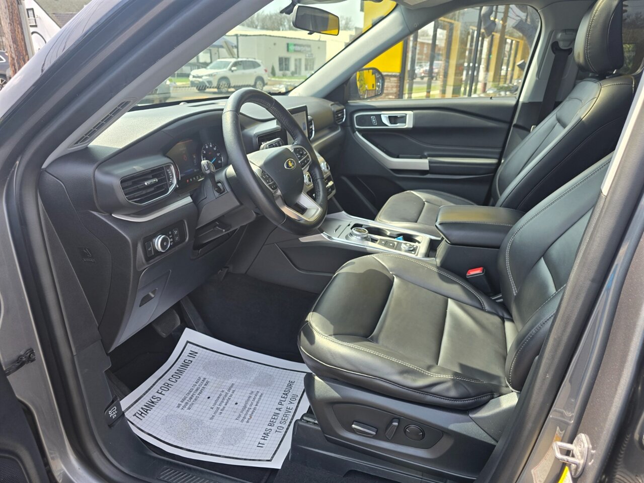2022 Ford Explorer XLT - Photo 11 - Red Bank, NJ 07701