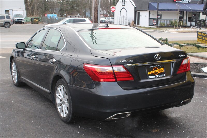 2010 Lexus LS  