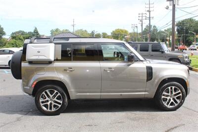 2022 Land Rover Defender 110 XS Edition   - Photo 27 - Red Bank, NJ 07701