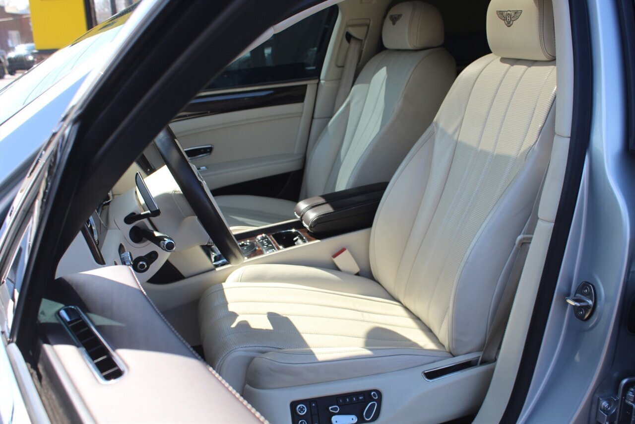 2016 Bentley Flying Spur V8   - Photo 16 - Red Bank, NJ 07701