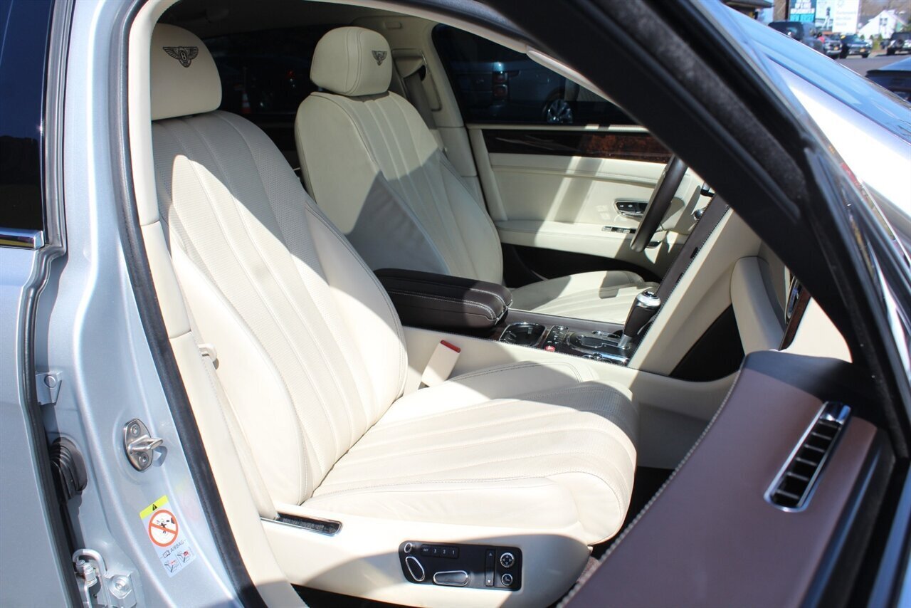 2016 Bentley Flying Spur V8   - Photo 18 - Red Bank, NJ 07701