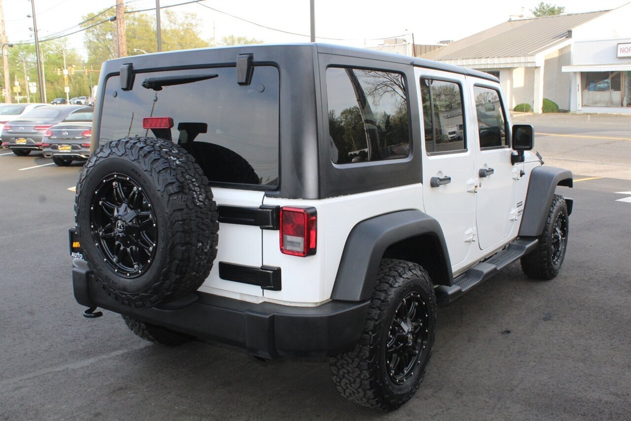 2017 Jeep Wrangler Unlimited Sport S - Photo 3 - Red Bank, NJ 07701