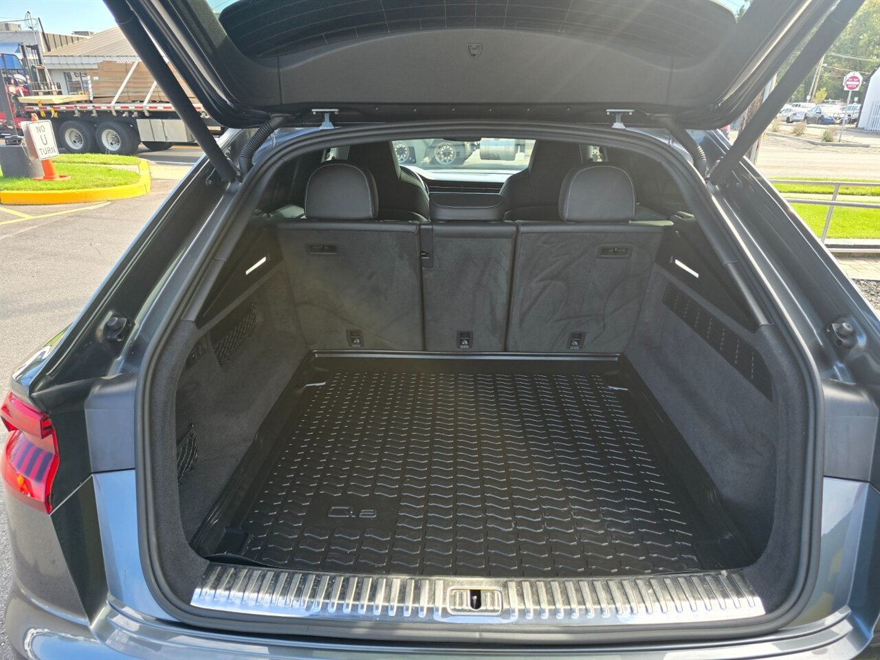 2021 Audi SQ8 4.0T quattro Prestig - Photo 26 - Red Bank, NJ 07701