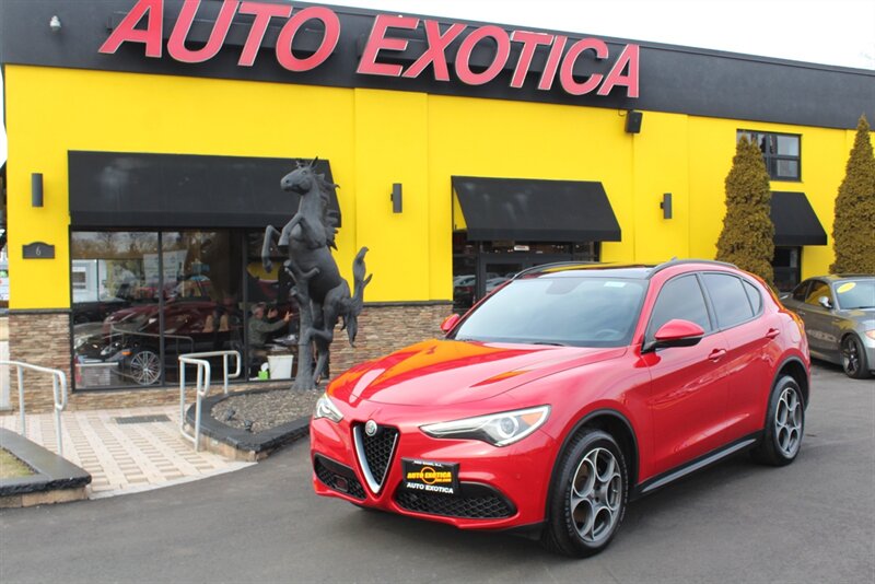 2018 Alfa Romeo Stelvio Ti Sport  