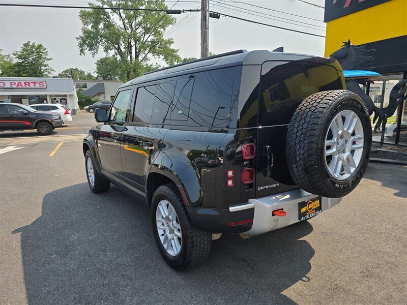 2024 Land Rover Defender 110 P300 S  