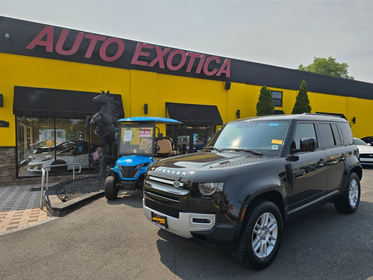 2024 Land Rover Defender 110 P300 S   - Photo 1 - Red Bank, NJ 07701