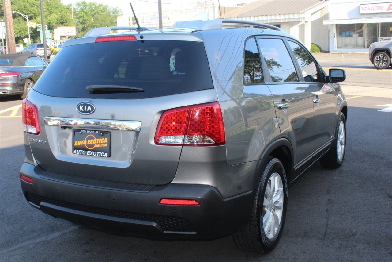 2011 Kia Sorento LX - Photo 3 - Red Bank, NJ 07701