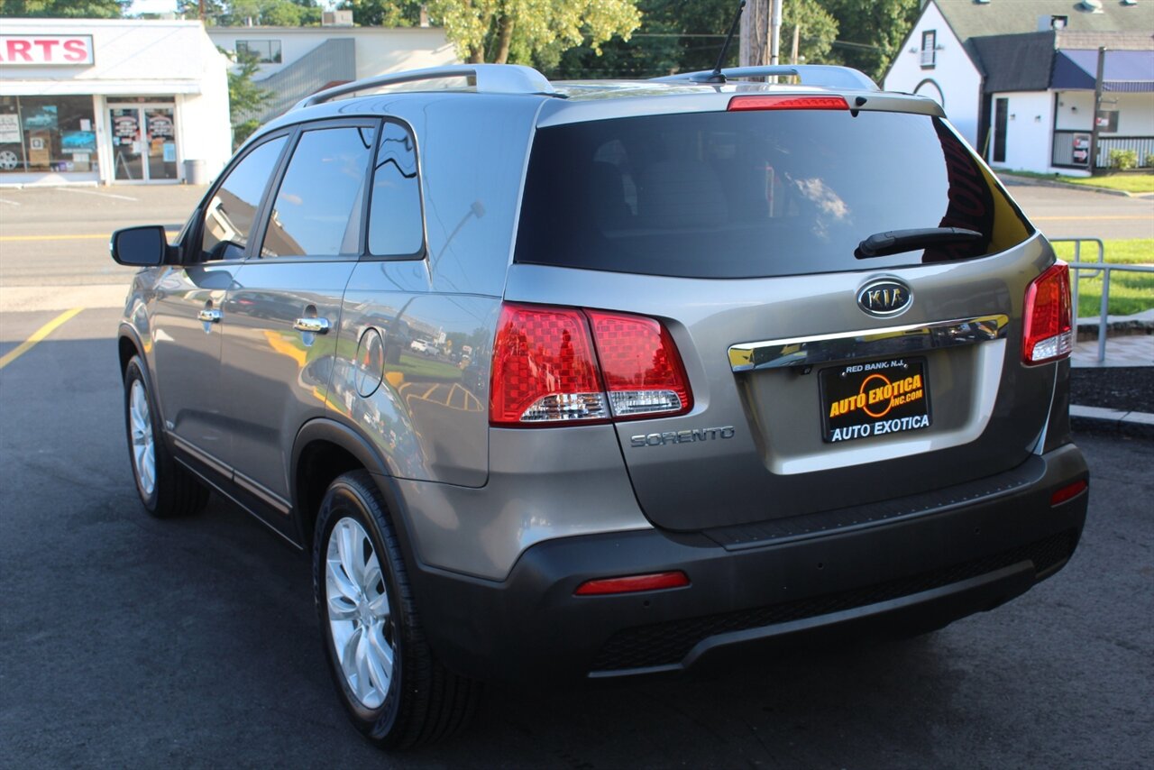 2011 Kia Sorento LX - Photo 2 - Red Bank, NJ 07701