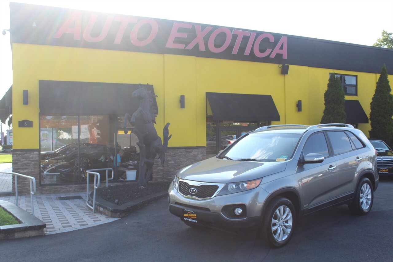 2011 Kia Sorento LX - Photo 1 - Red Bank, NJ 07701