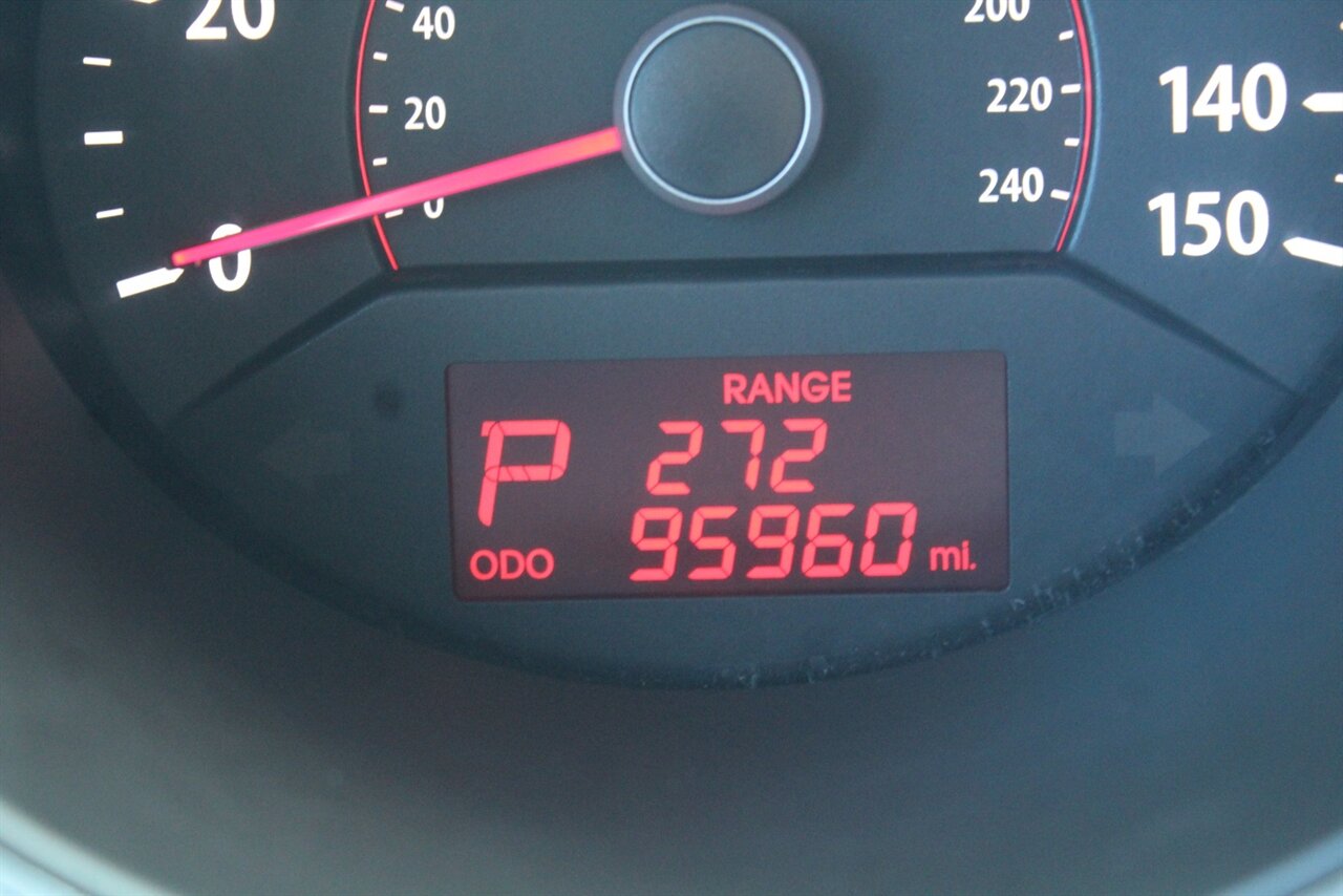 2011 Kia Sorento LX - Photo 5 - Red Bank, NJ 07701