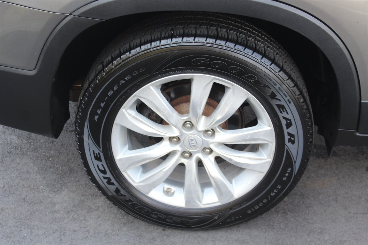 2011 Kia Sorento LX - Photo 23 - Red Bank, NJ 07701