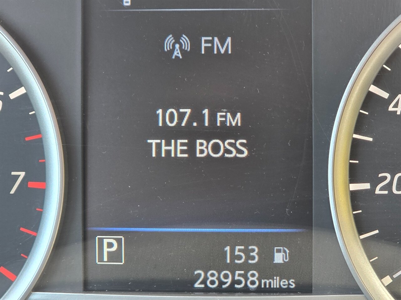 2019 Nissan Sentra SV - Photo 5 - Red Bank, NJ 07701