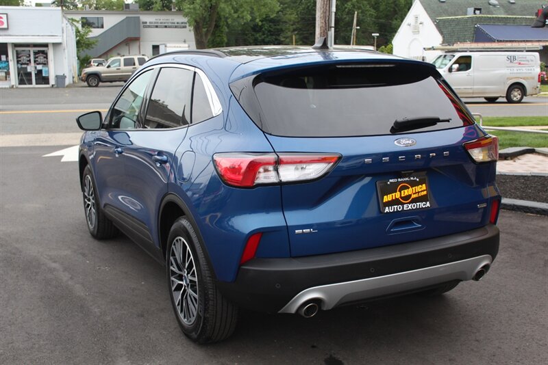 2022 Ford Escape Plug-In Hybrid SEL  